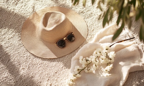beach hat and sunglasses